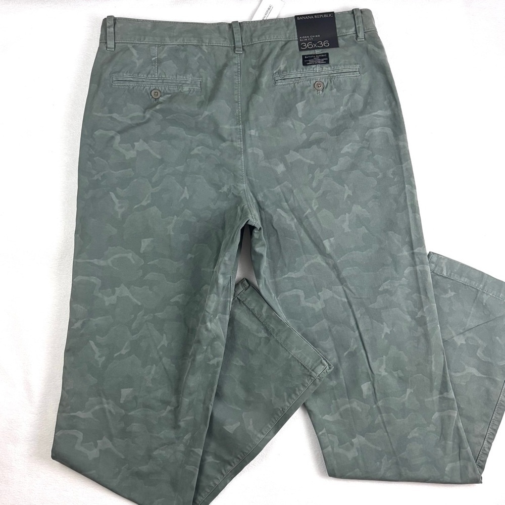 NWT Banana Republic Green Aiden Camo 100% Cotton Slim Straight Chino Pants 36/36 - Picture 7 of 16